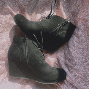 Target Booties Womens 9 Black Wedge Heeled Shoes​
